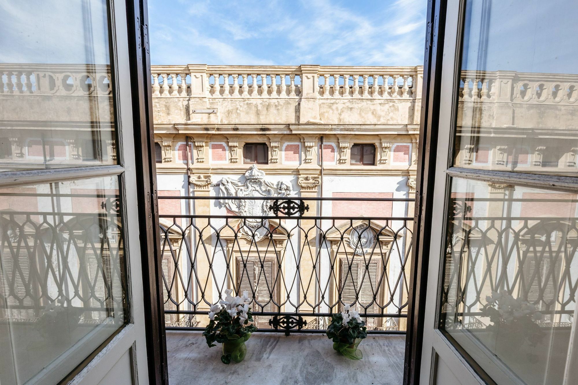 Sant'Elia Prestige Apartment With Balcony Palermo Exterior foto